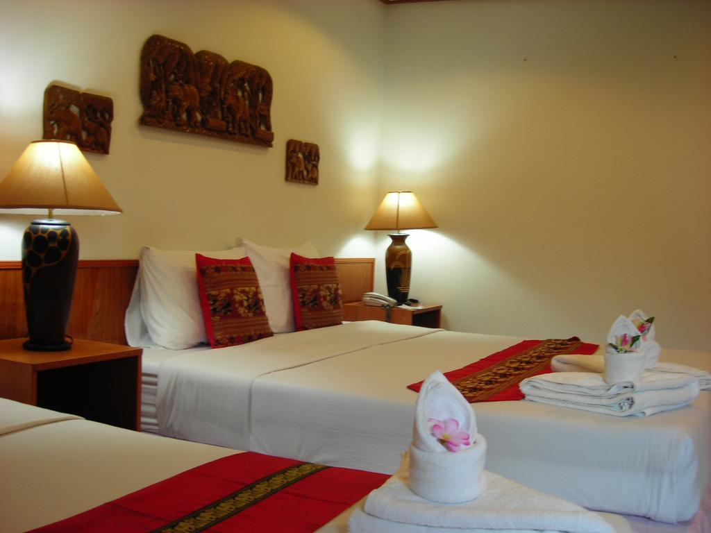 Ngamta Hotel Mae Hong Son Exterior foto